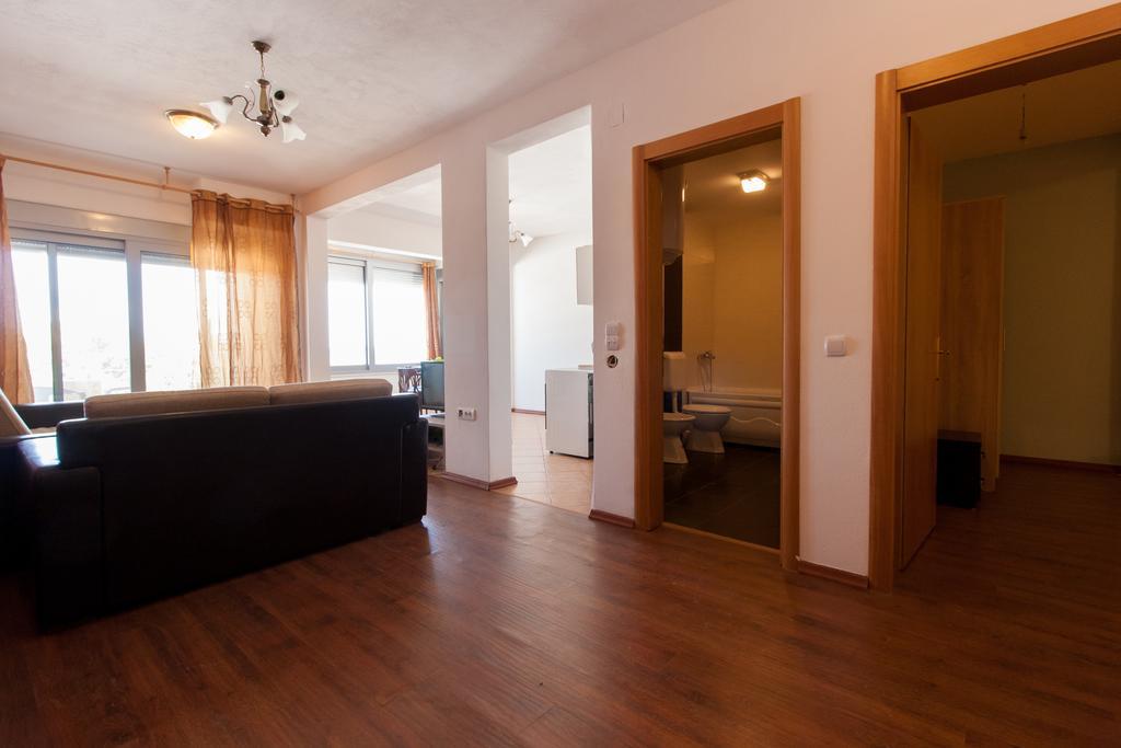 Art I Apartments Ulcinj Exterior photo
