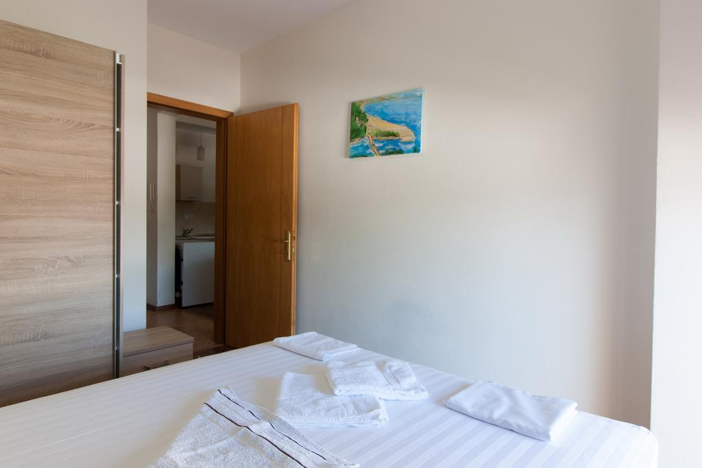 Art I Apartments Ulcinj Exterior photo
